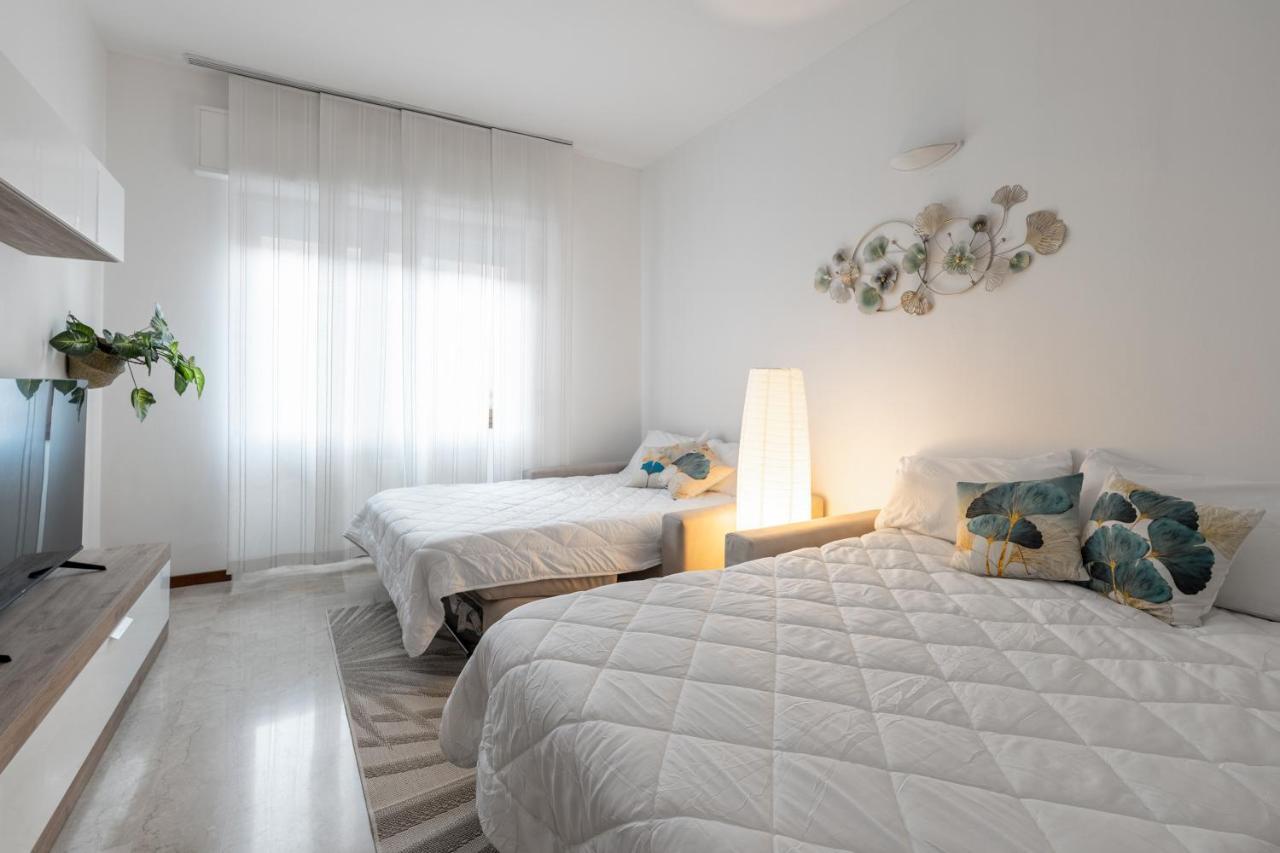 San Siro Big House Wifi Netflix Free Parking Apartment Milan Bagian luar foto
